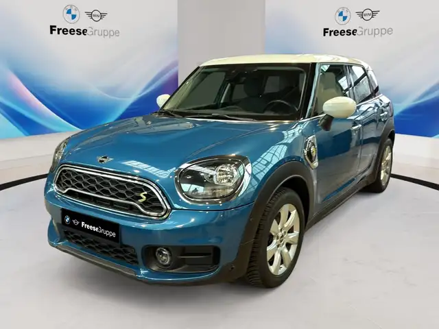 MINI Cooper SE Countryman Cooper SE ALL4 PANO HIFI XDRIVE LED SHZ ABS ALU