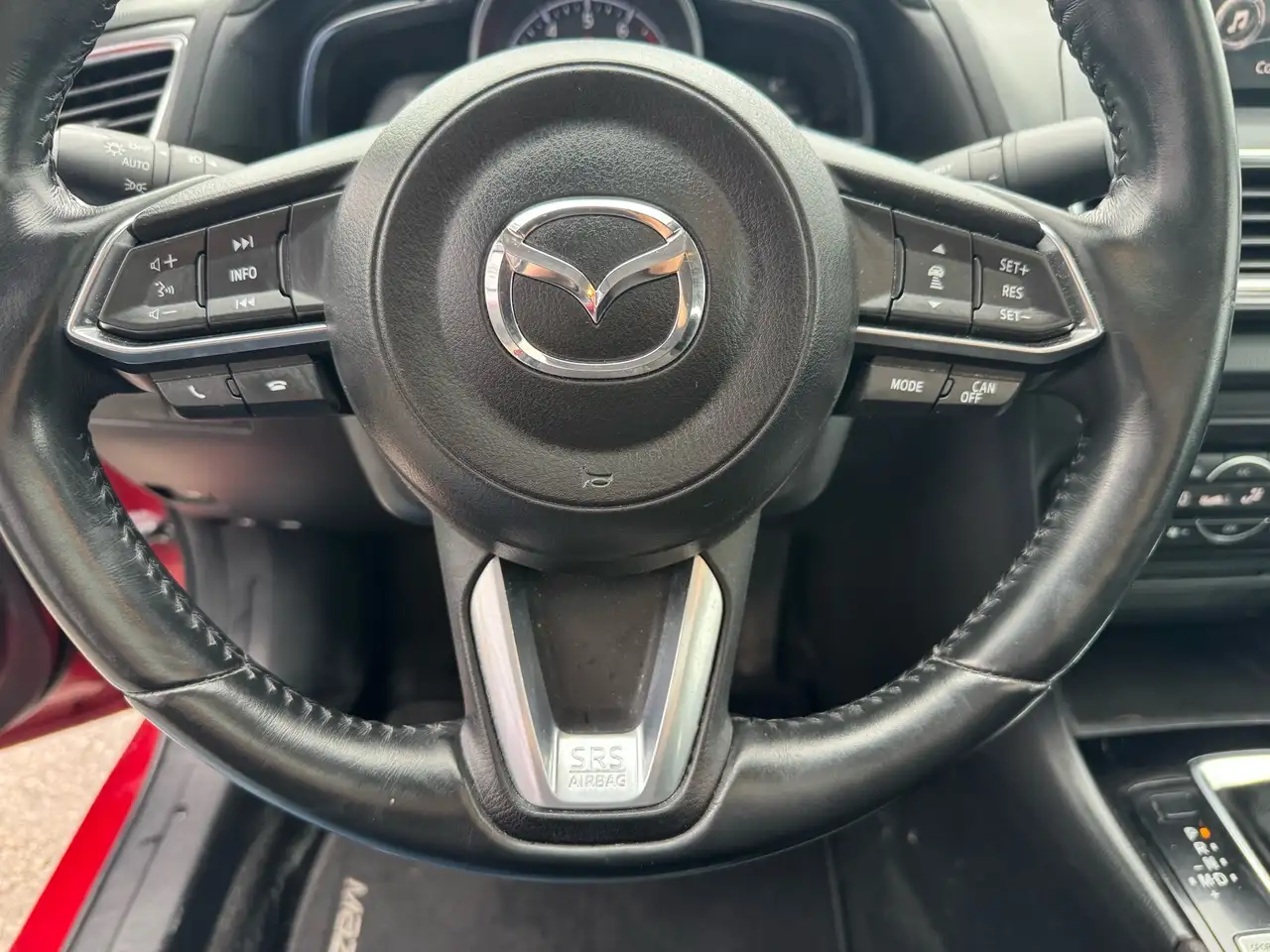 Mazda 3 снимка Mazda 3