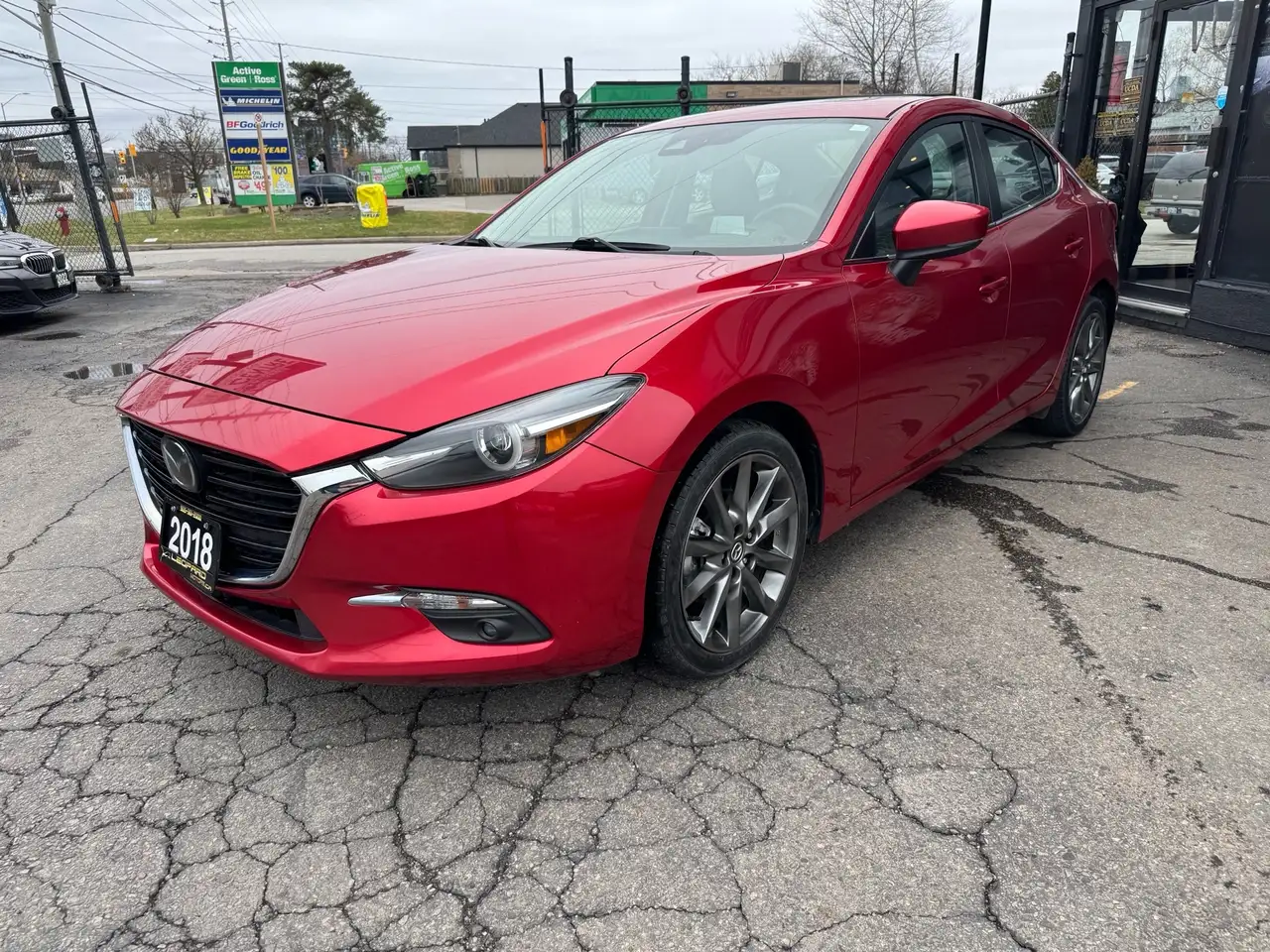 Mazda 3 снимка Mazda 3