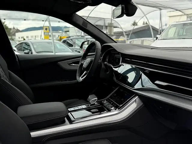 Audi Q8 55 TFSI e PHEV quattro AHK Matrix-LED HeadUp Ba... Ansicht 17
