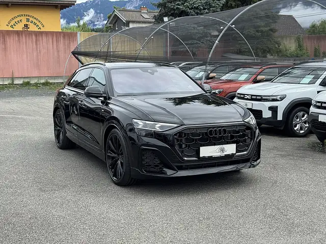Audi Q8 55 TFSI e PHEV quattro AHK Matrix-LED HeadUp Ba... Ansicht 3
