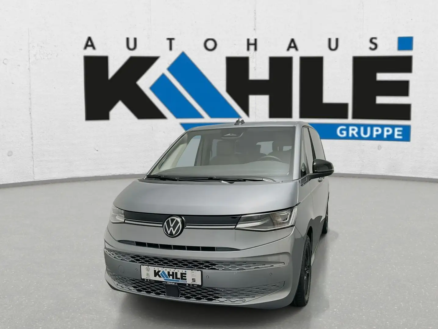 Volkswagen T7 Multivan Life Motor: 2.0 l TDI SCR 110 kW Silber - 2