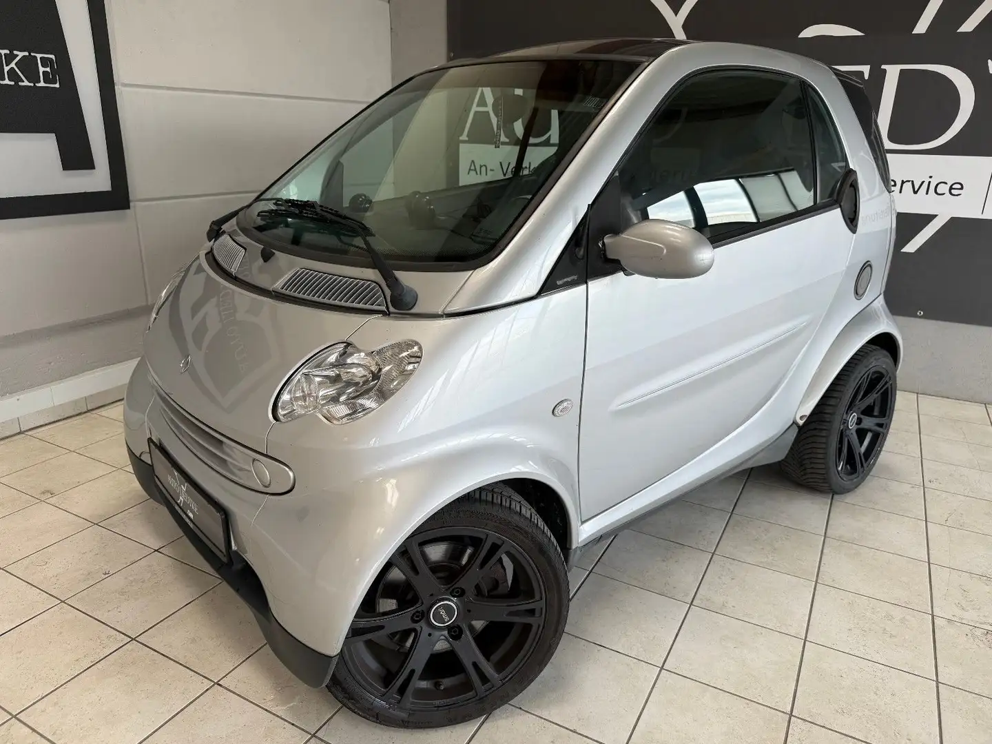 smart forTwo coupe Basis/Klima/Sitzheizung/Servo/TÜV Argent - 1