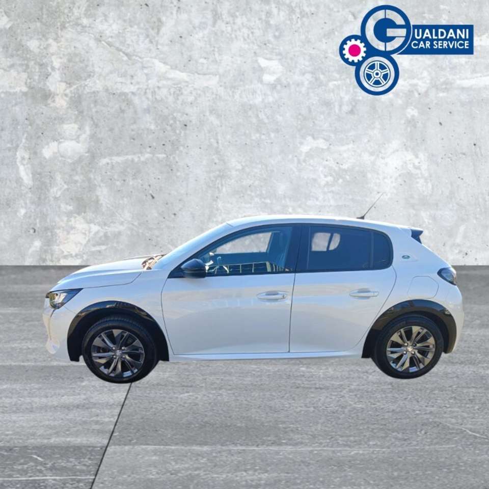 Peugeot e-208 208 motore elettrico 136 CV 5 porte Allure