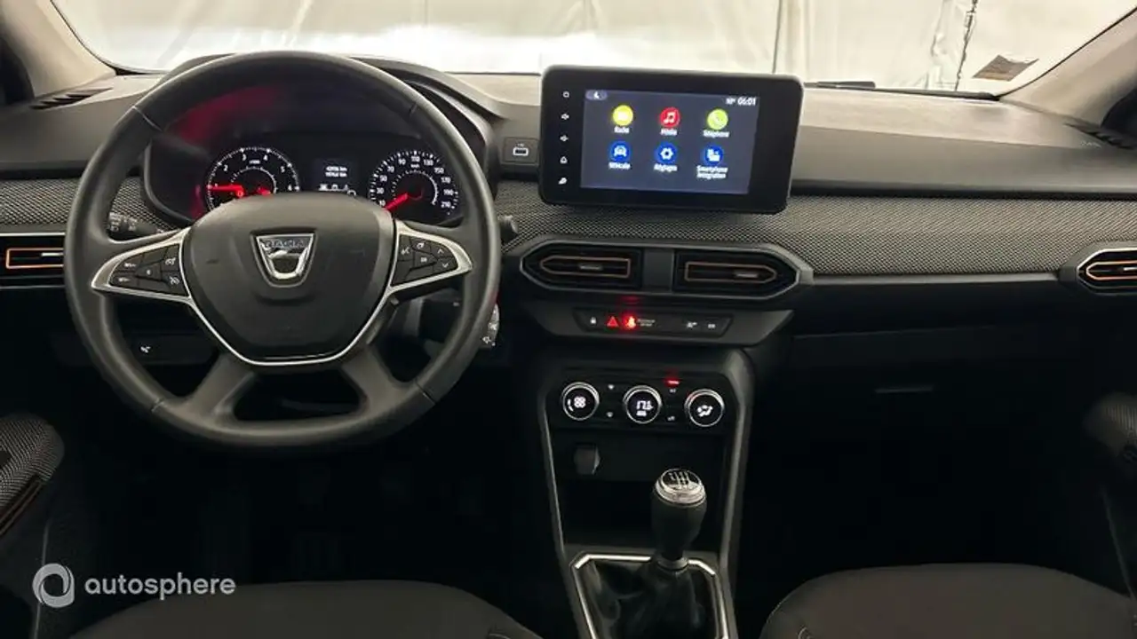 Dacia Sandero Sandero Stepway — photo 11