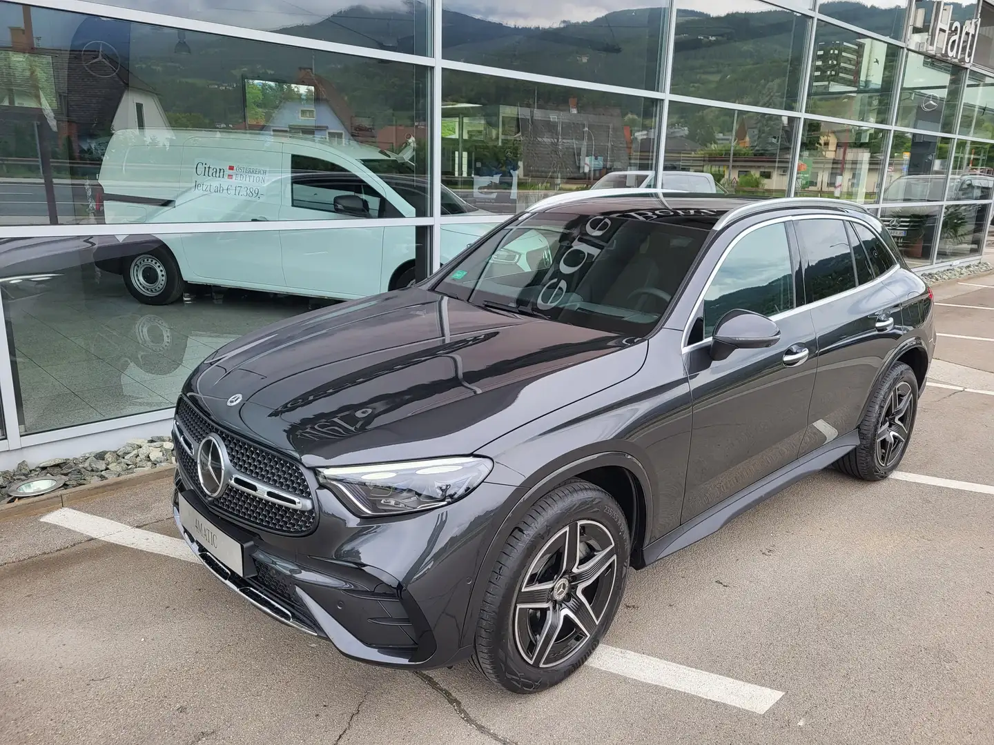 Mercedes-Benz GLC 220 d 4MATIC Aut. Grau - 1
