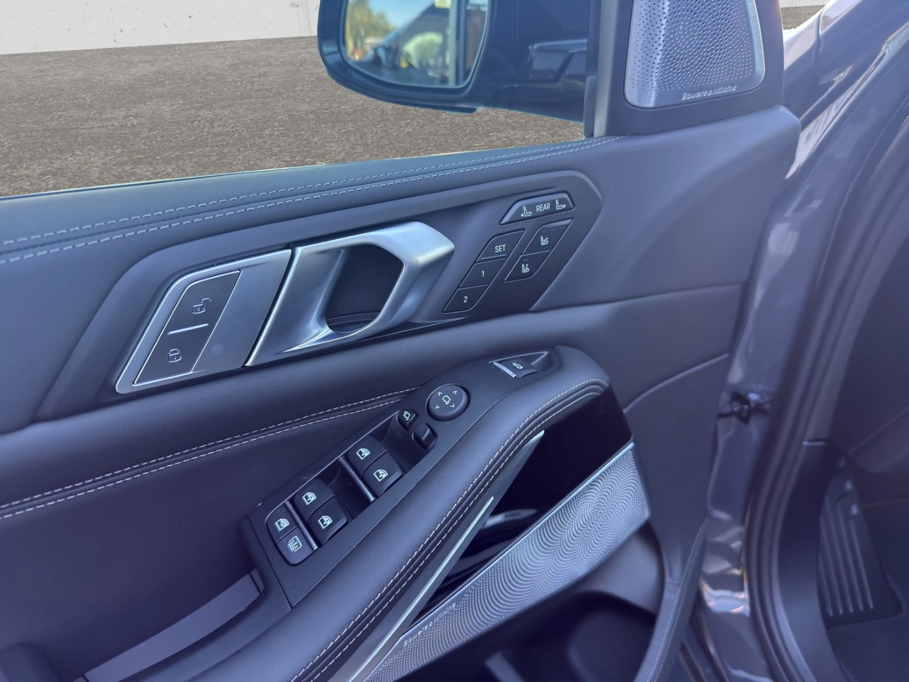 BMW X7 xDrive40d — photo 9