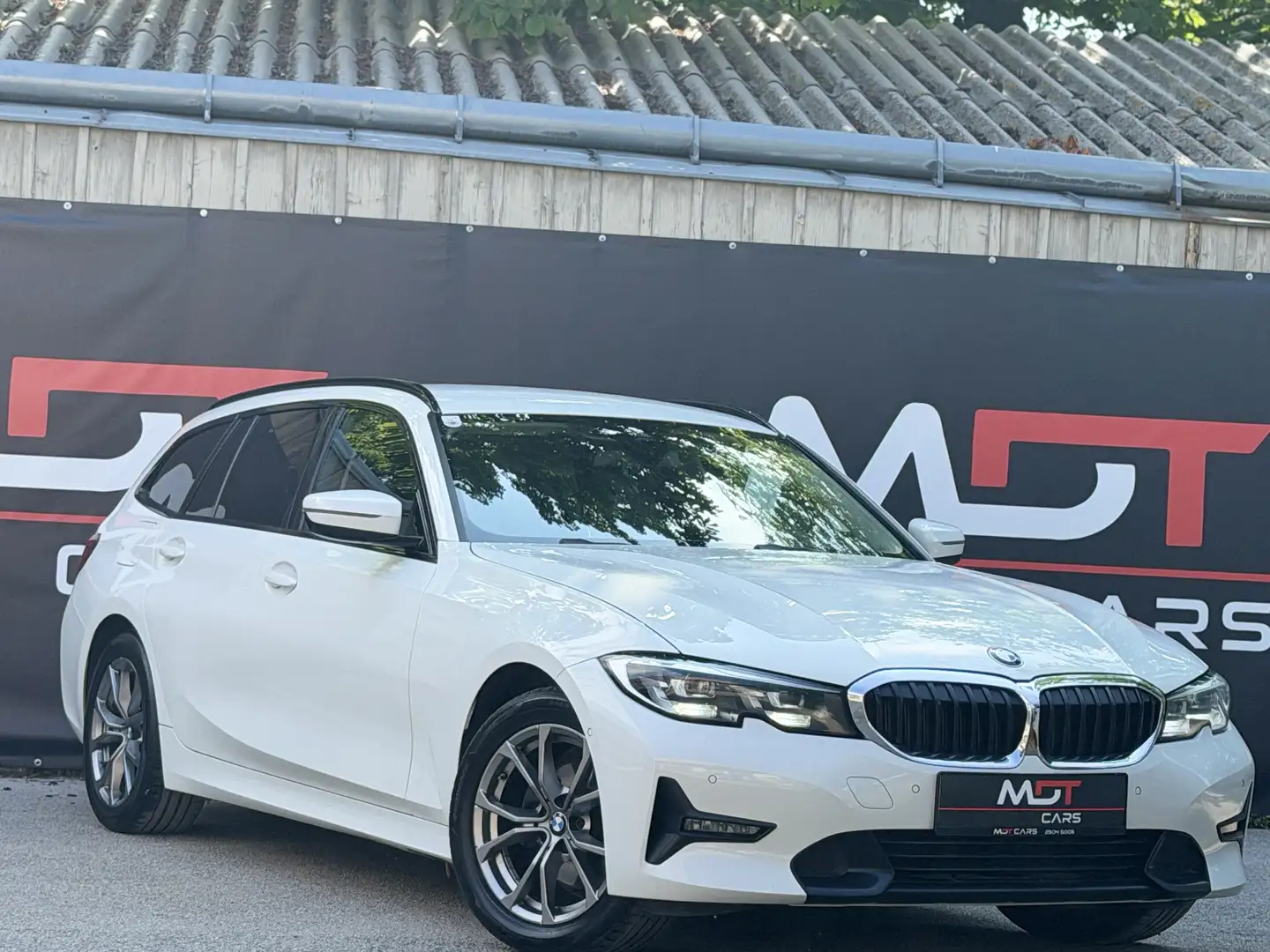 BMW 320 320 d xDrive Sport Line|ERSTB.|MwSt.|SPUR|CAM|CON Weiß - 2