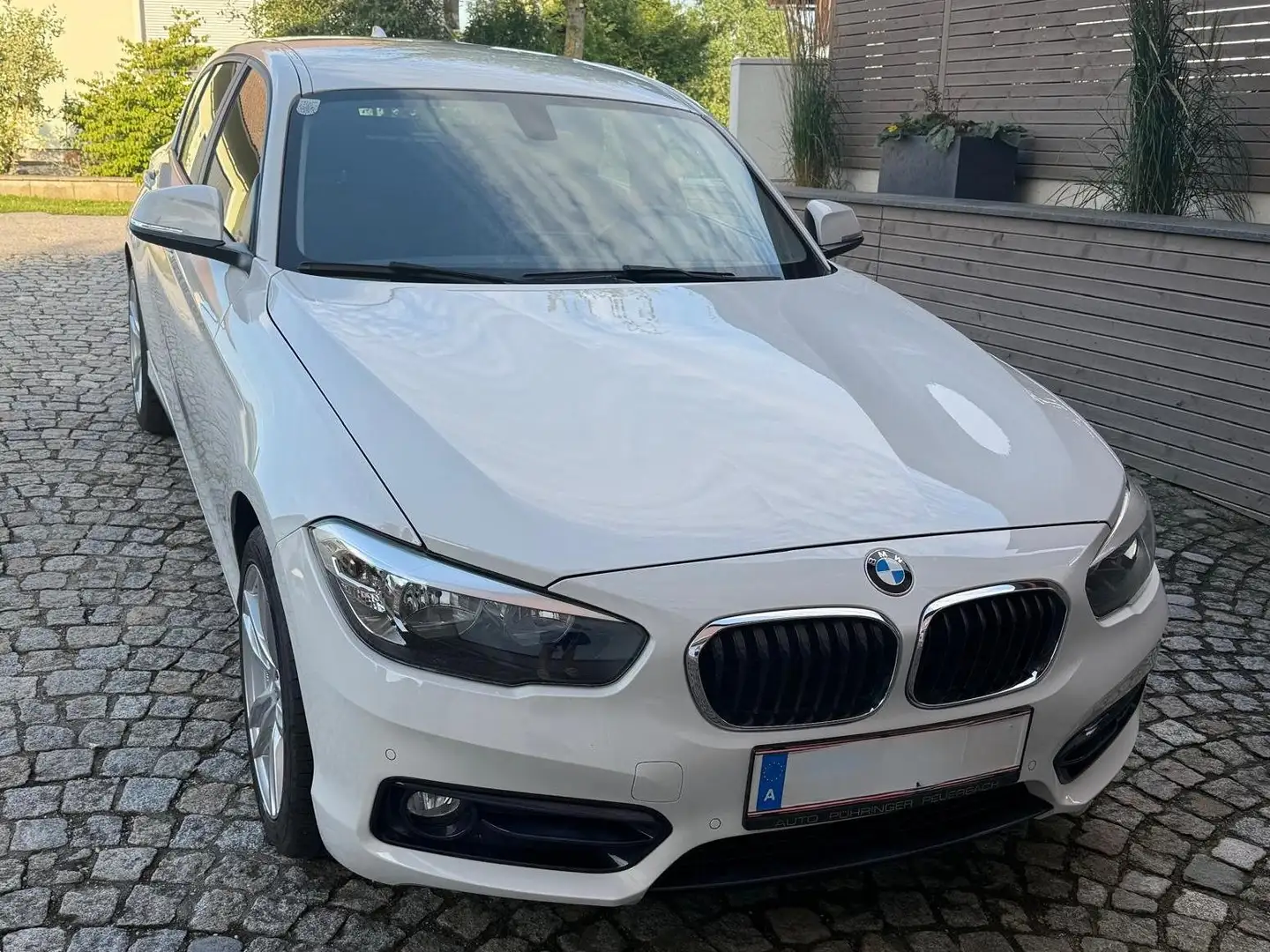 BMW 116 116d Sport Line Weiß - 1