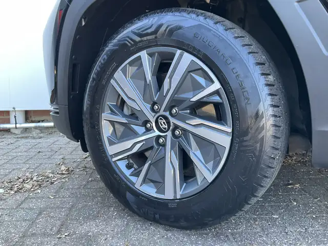 Hyundai Tucson view 9