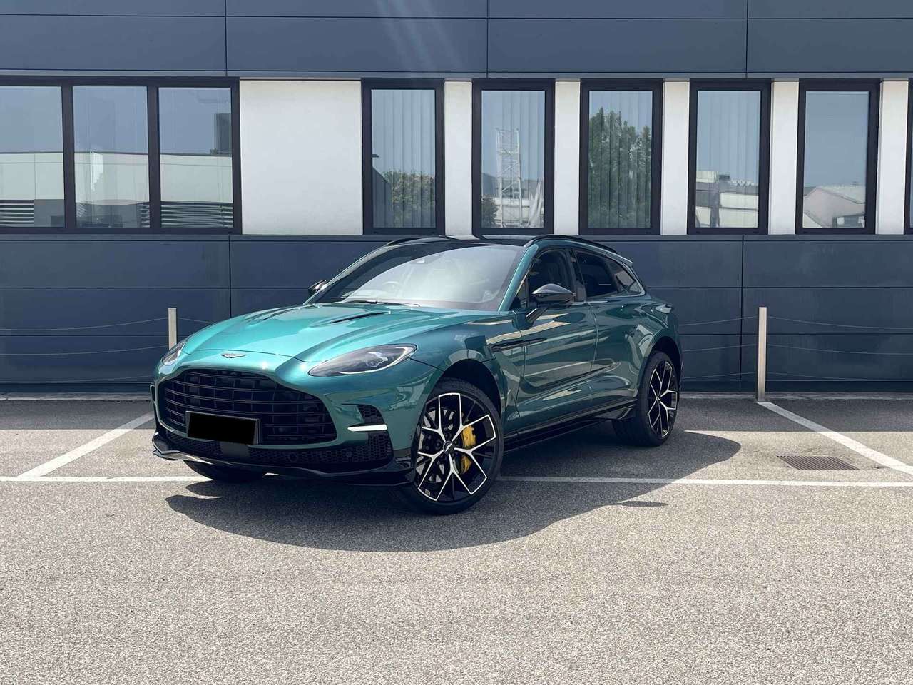 Aston Martin DBX 707 4.0 auto