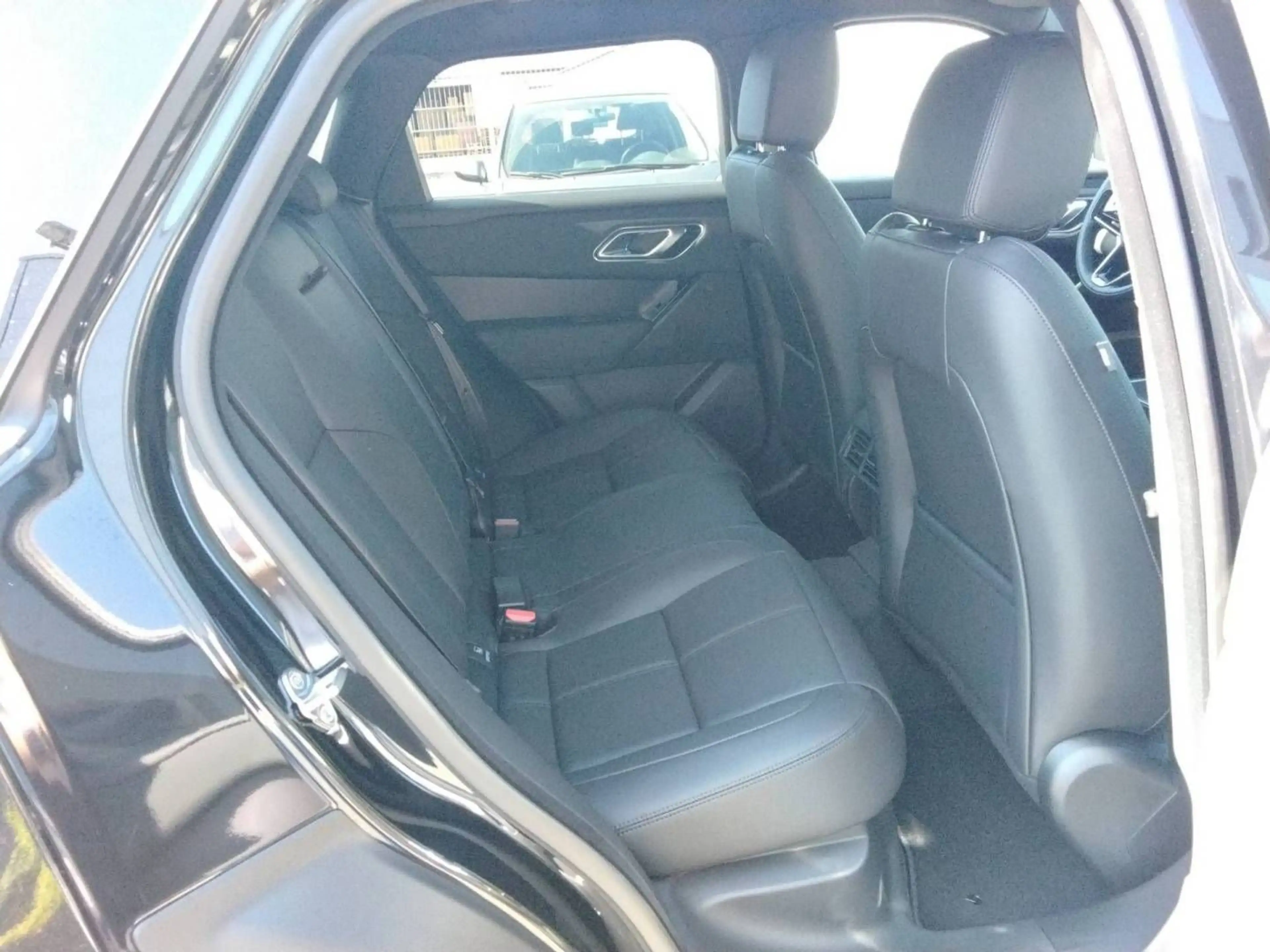 Land Rover Range Rover Velar Velar D300 Dynamic SE — photo 5