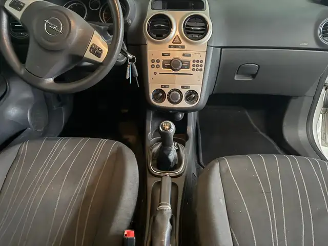 Opel Corsa view 14