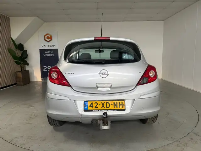 Opel Corsa view 11