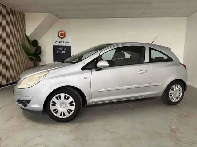 Opel Corsa view 4