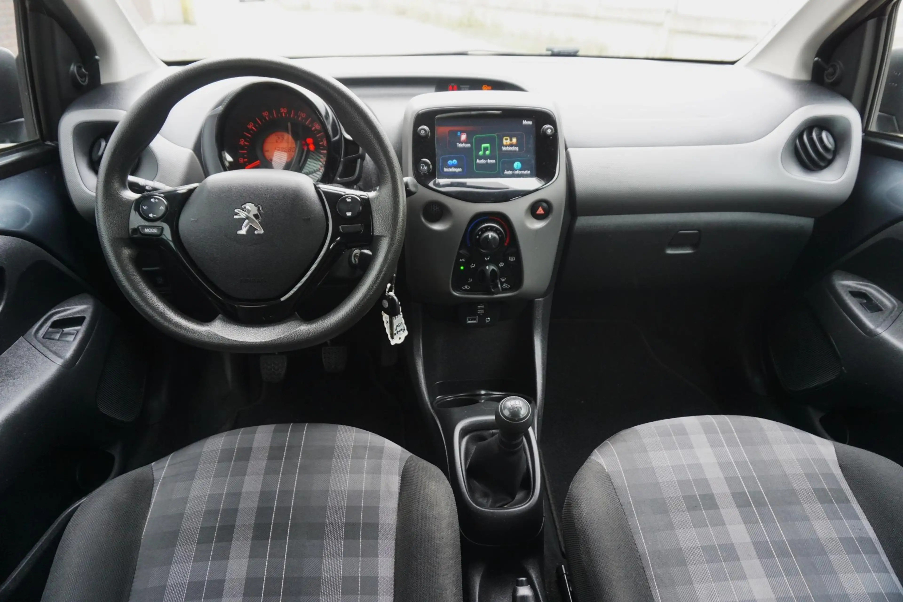 Peugeot 108 1.0 e-VTi Active/CARPLAY/CAMERA/DAB/AIRCO! — photo 23
