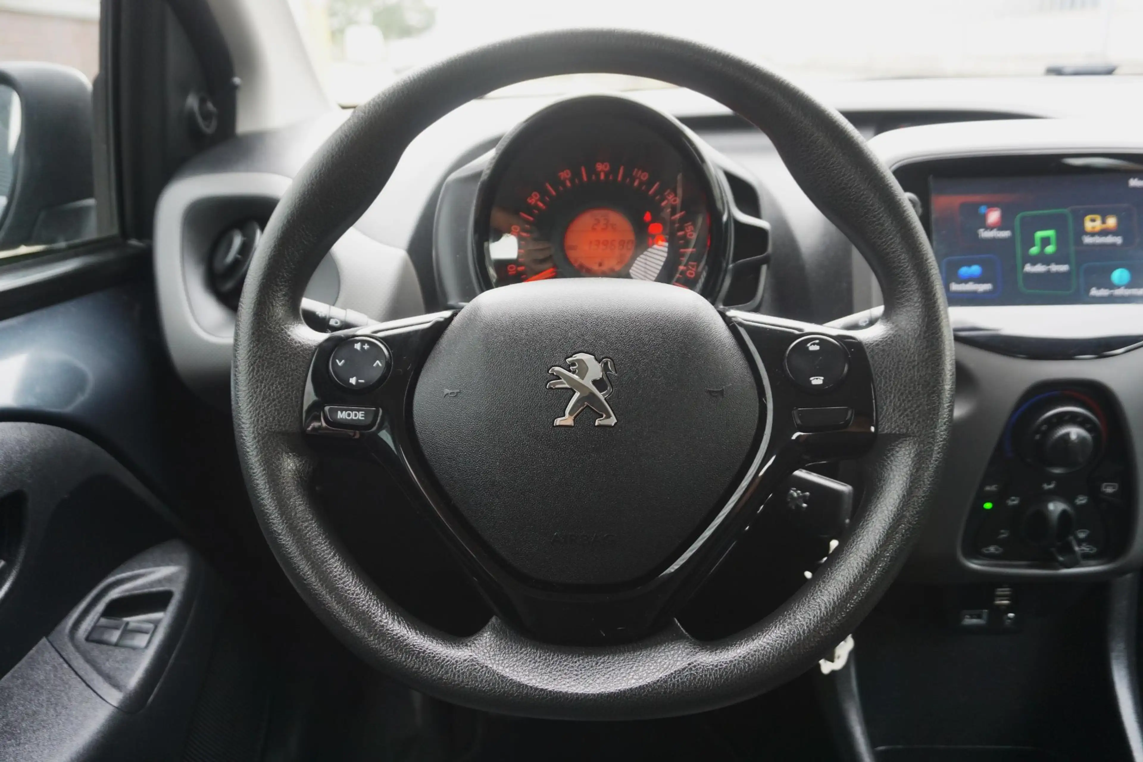 Peugeot 108 1.0 e-VTi Active/CARPLAY/CAMERA/DAB/AIRCO! — photo 14