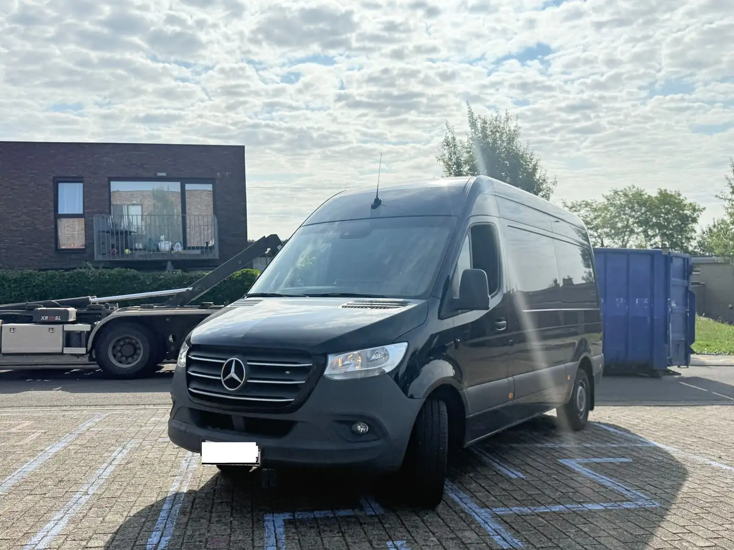 Mercedes-Benz Sprinter 316 2.1 CDI L2H2 RWD Černá - 1
