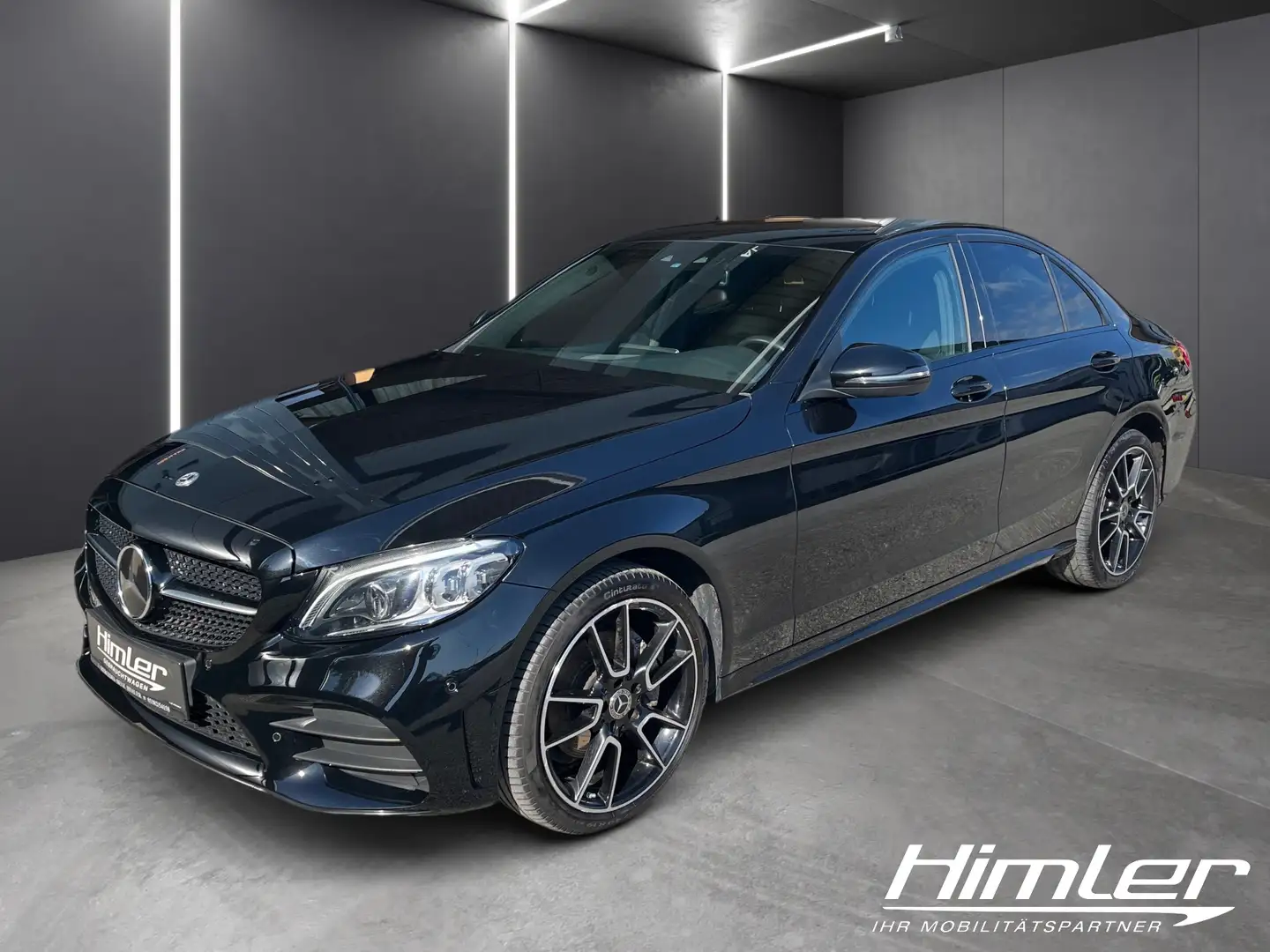 Mercedes-Benz C 220 d 4MATIC AMG Line Schwarz - 1