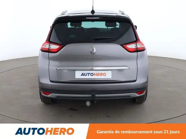 Renault Grand Scenic view 5