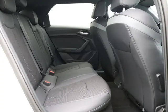 Audi A1 view 13
