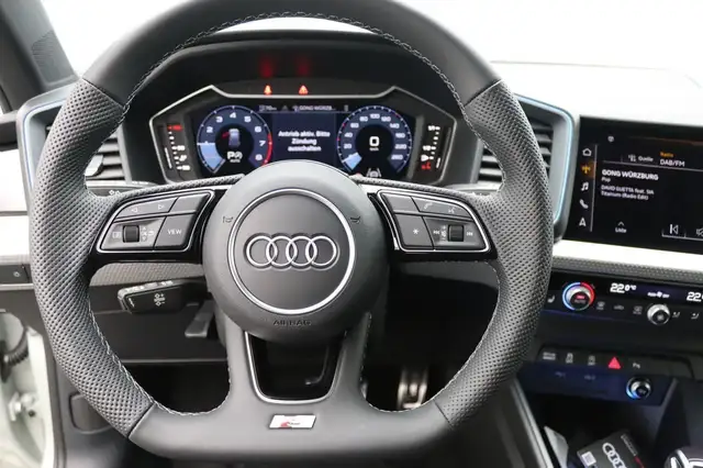 Audi A1 view 10