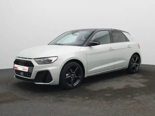 Audi A1 view 2