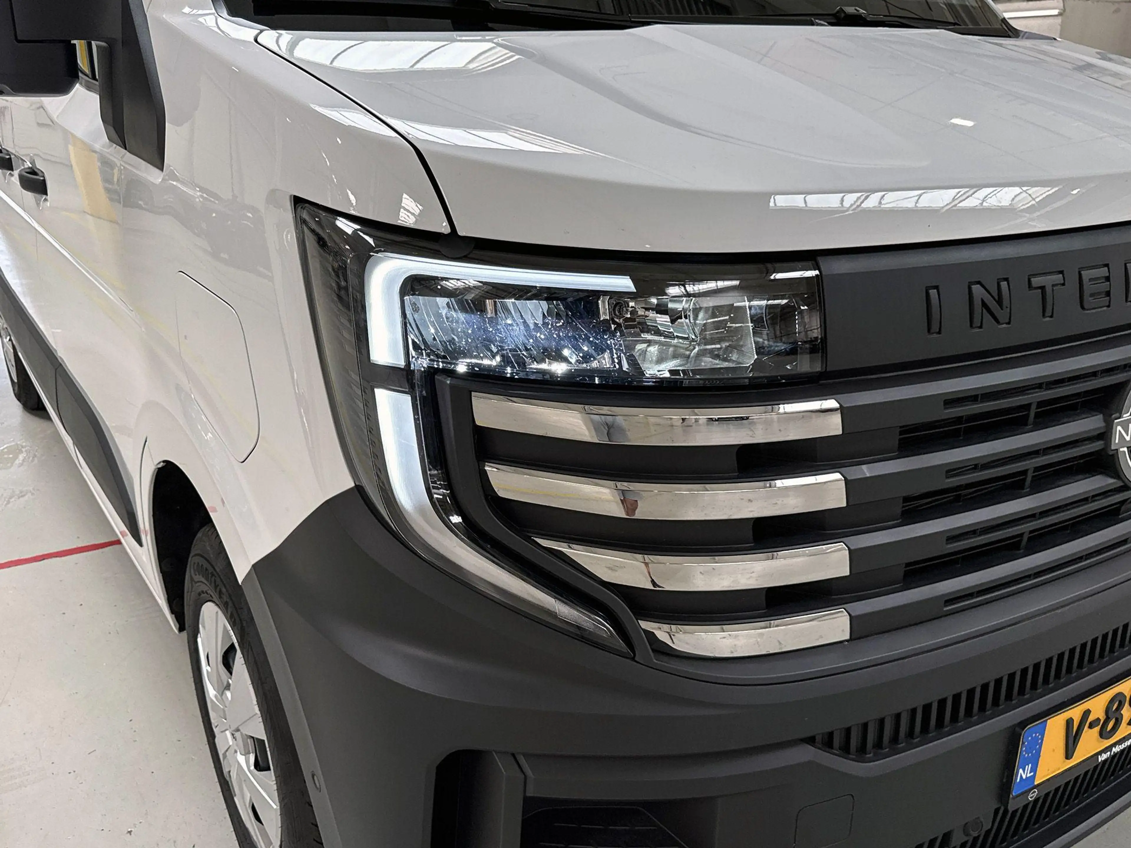 Nissan Interstar Interstar-e L2H2 Limited 87 kWh Lat om Lat | Houte — photo 10