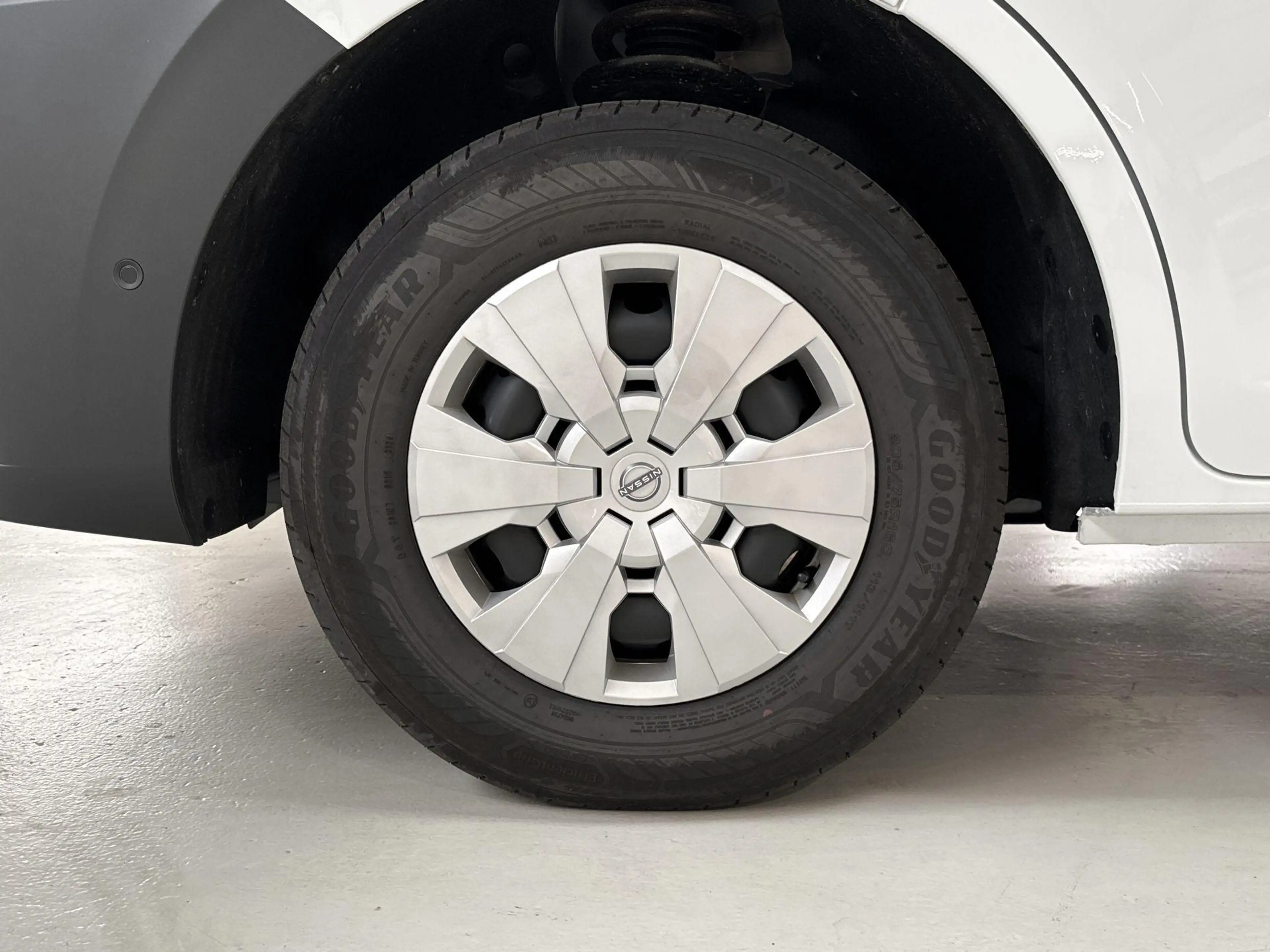 Nissan Interstar Interstar-e L2H2 Limited 87 kWh Lat om Lat | Houte — photo 11