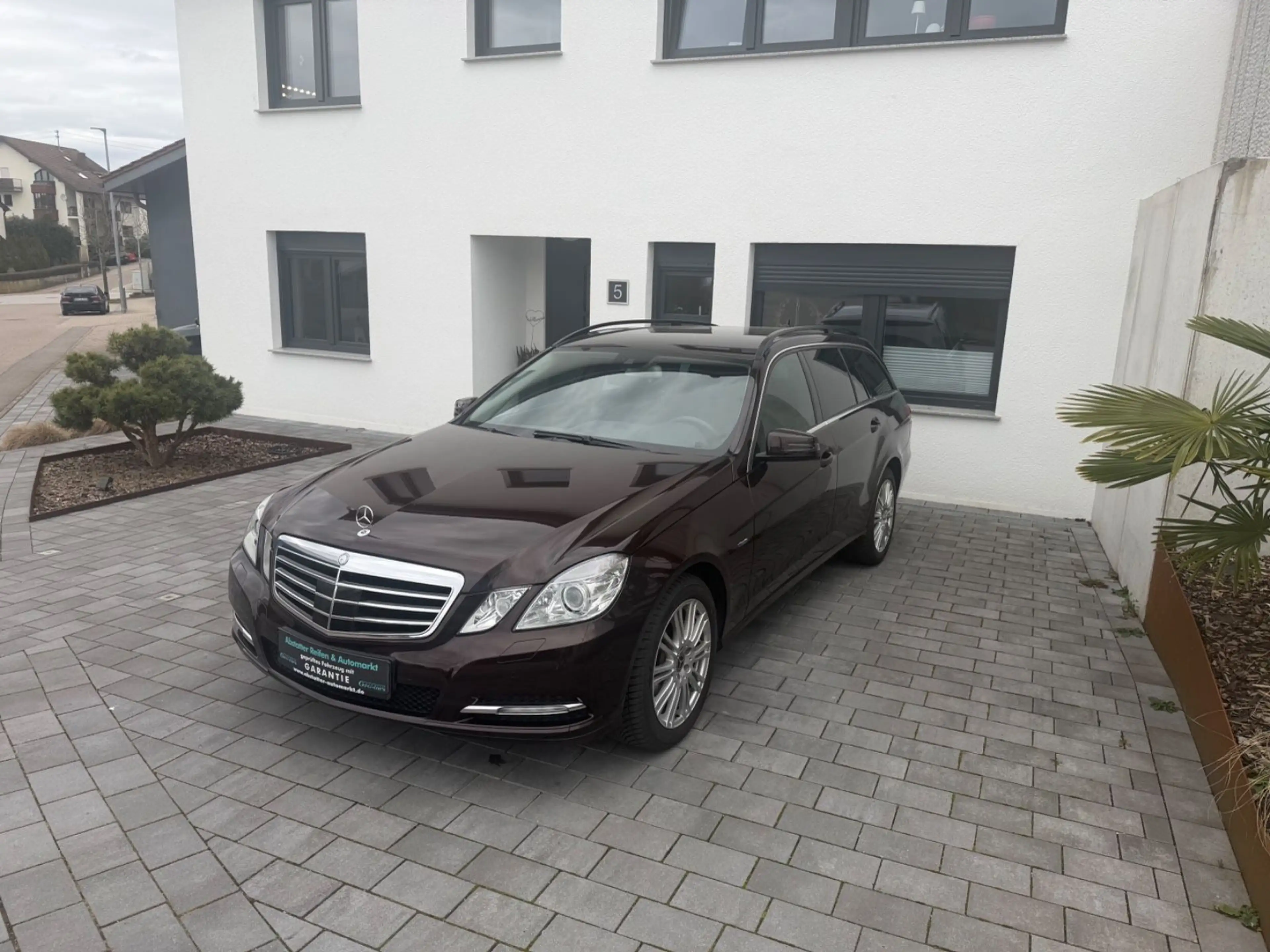 Mercedes-Benz E 350 E T-Modell E 350 CDI 4Matic