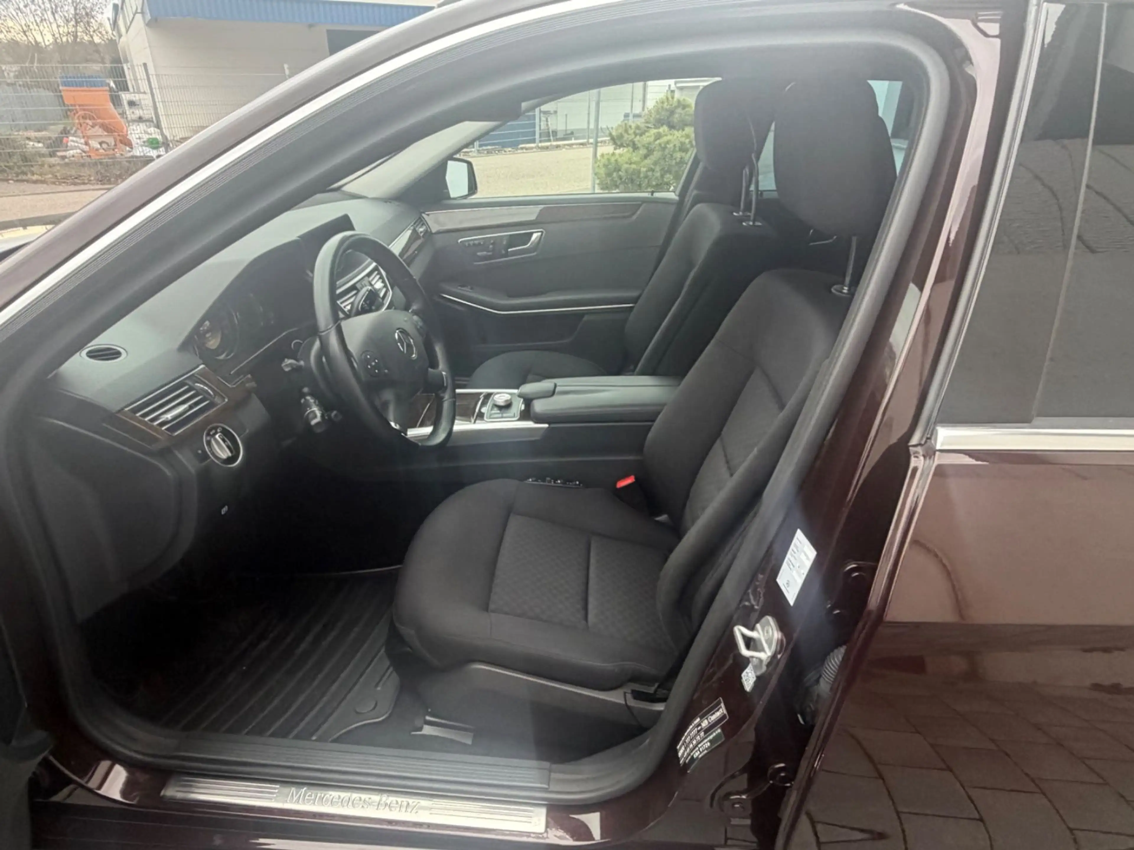 Mercedes-Benz E 350 E T-Modell E 350 CDI 4Matic — photo 6