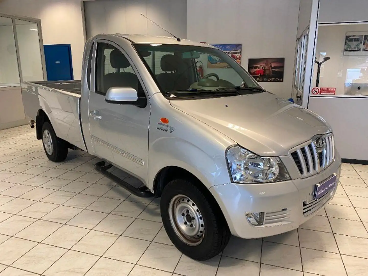 Mahindra Genio Genio Pick Up 2.2 m sc SC2 2wd N1 E5+ Silber - 1