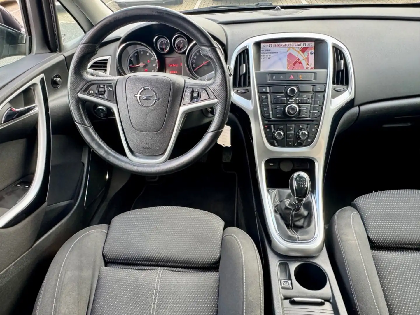 Opel Astra 1.4 Turbo Sport 5HB 19 INCH NETTE AUTO NAP APK 11- Zwart - 2