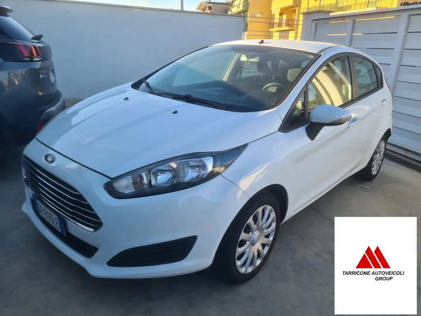 Ford Fiesta Fiesta VI 2013 3p 1.5 tdci Business 75cv E6 Bianco - 1