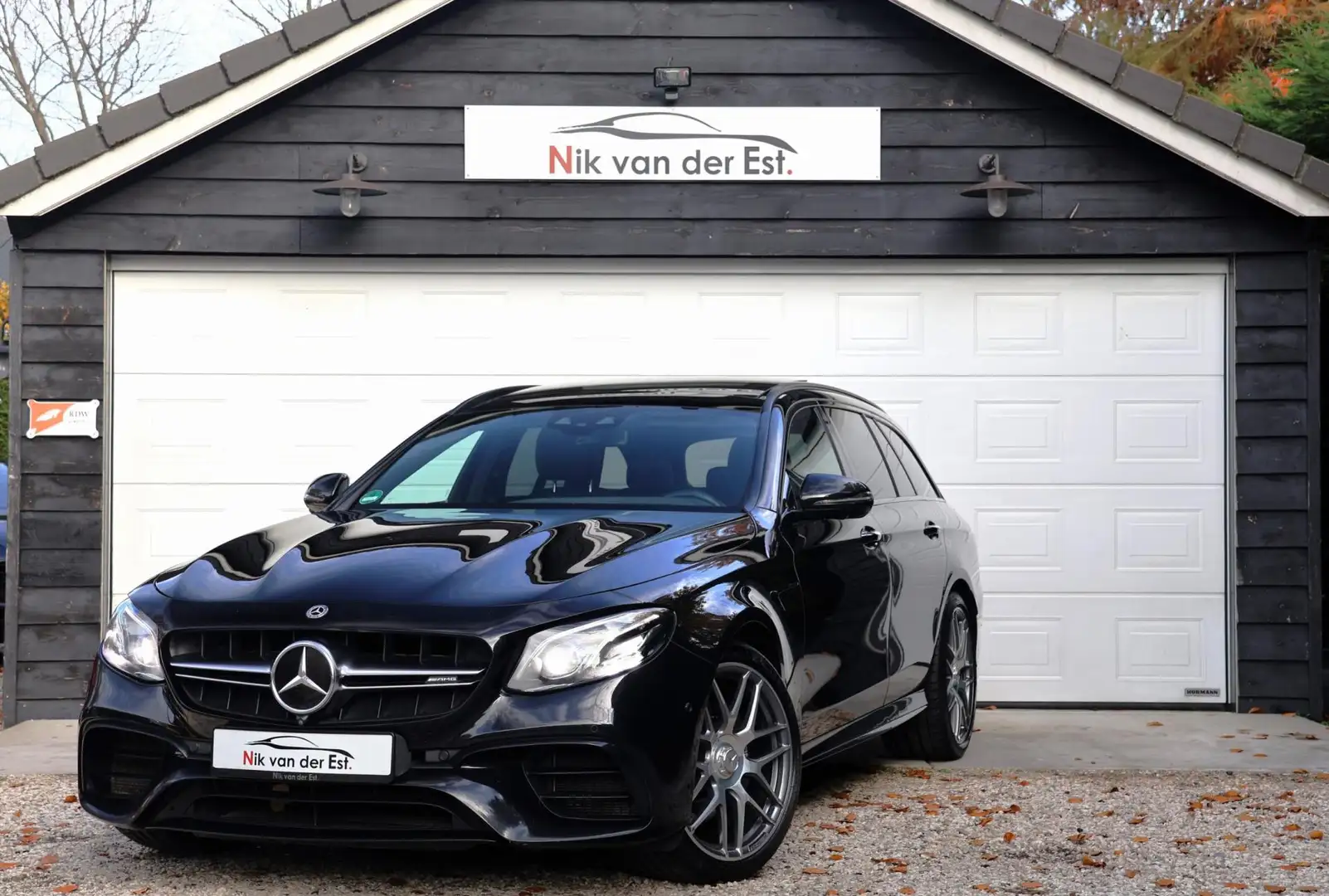 Mercedes-Benz E 63 AMG Estate 4MATIC Premium Plus-Sportuitlaat-Pano-Burme Noir - 1
