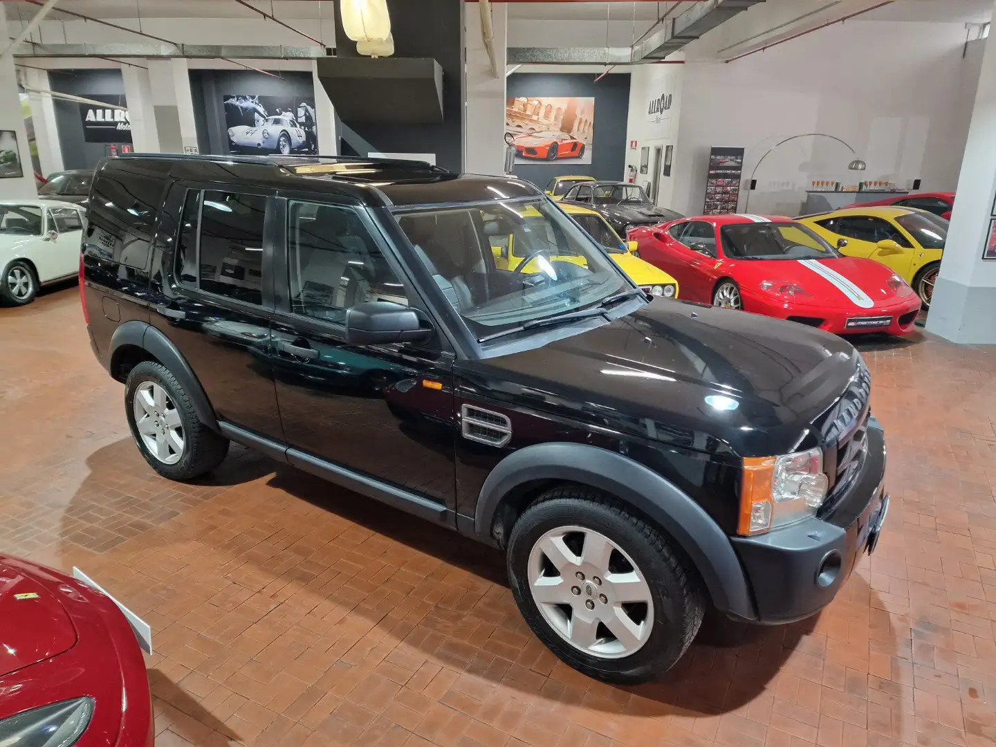 Land Rover Discovery 3 2.7 TDV6 HSE UNIPRO TAGLIANDATA 7 POSTI Zwart - 1
