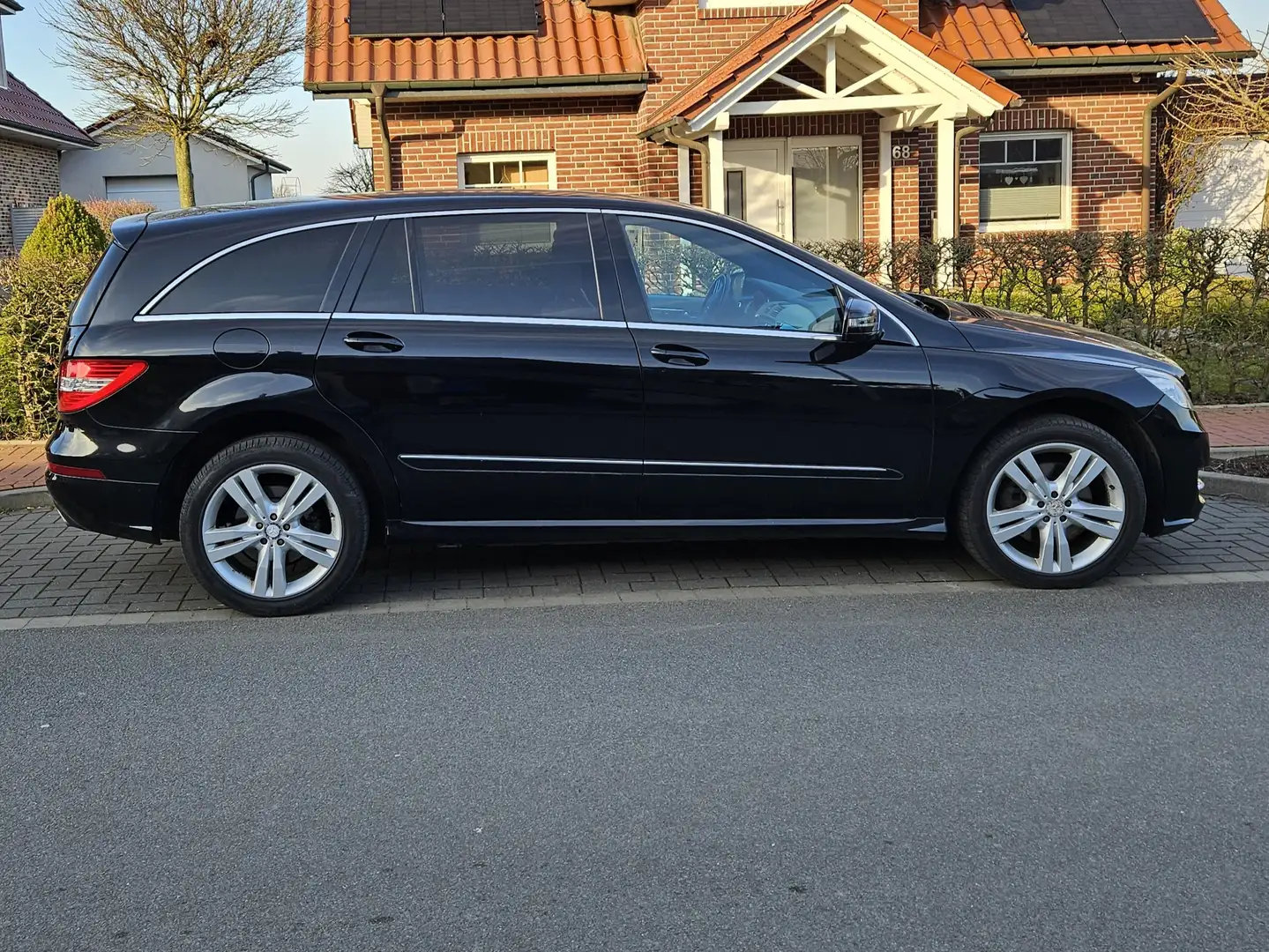Mercedes-Benz R 350 R 350 CDI L DPF 4Matic 7G-TRONIC Schwarz - 2