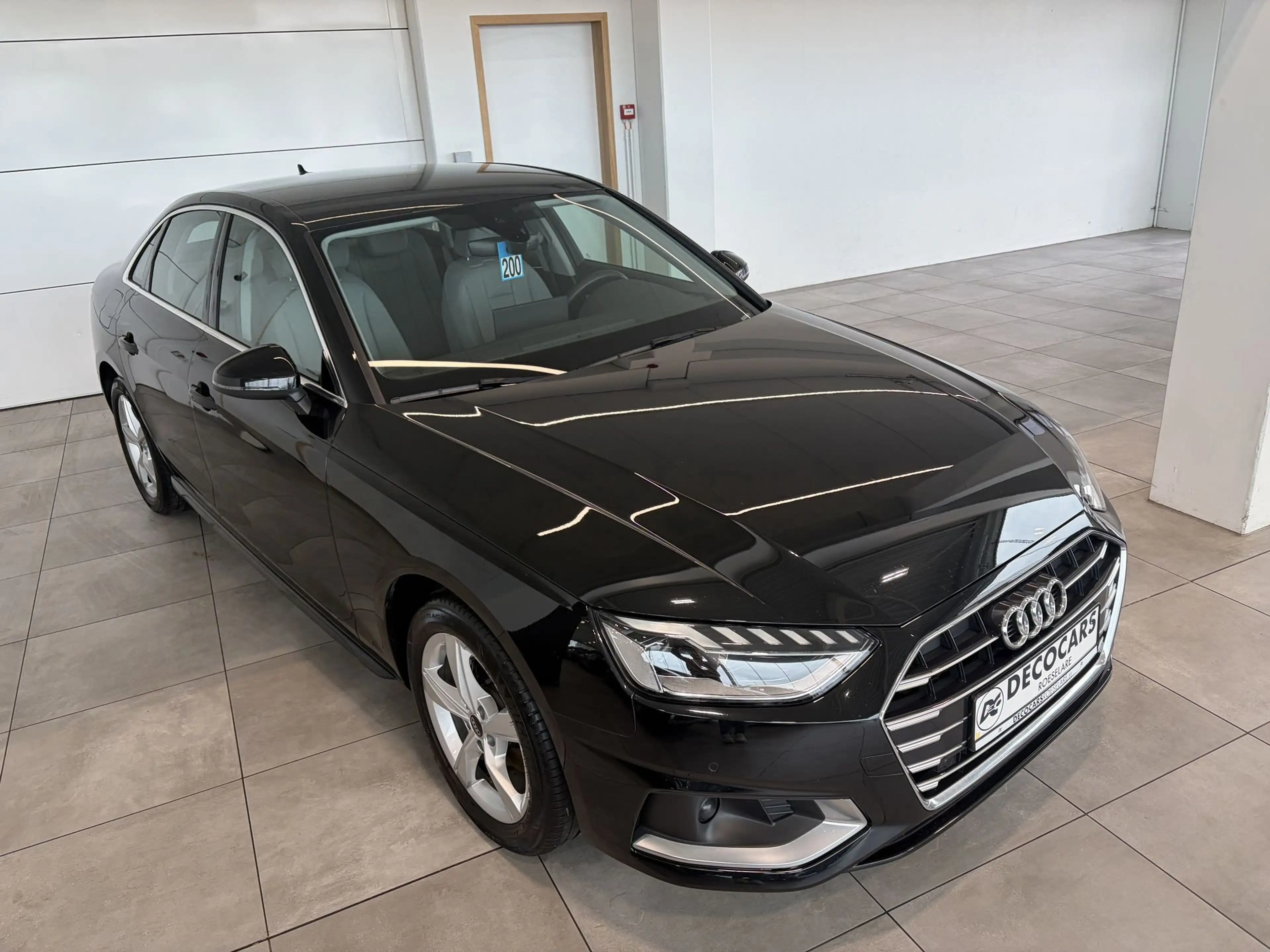 Audi A4 Apple Carplay - Android Auto / Camera / Zetelverwarming / Sfeerverlichting / — photo 5