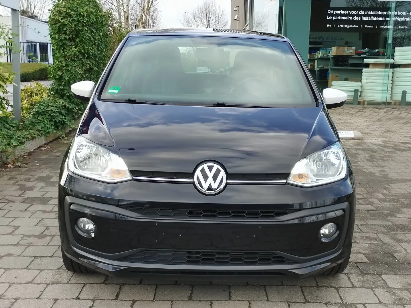 Volkswagen up! 1.0i Club Up! * airco * alu * topstaat en garantie Noir - 2