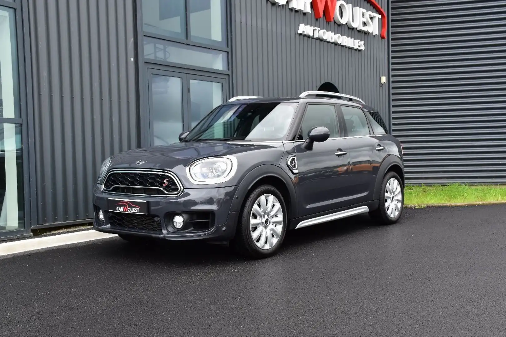 MINI Cooper Countryman F60 COOPER S 192 OAKWOOD BVA8 Šedá - 1