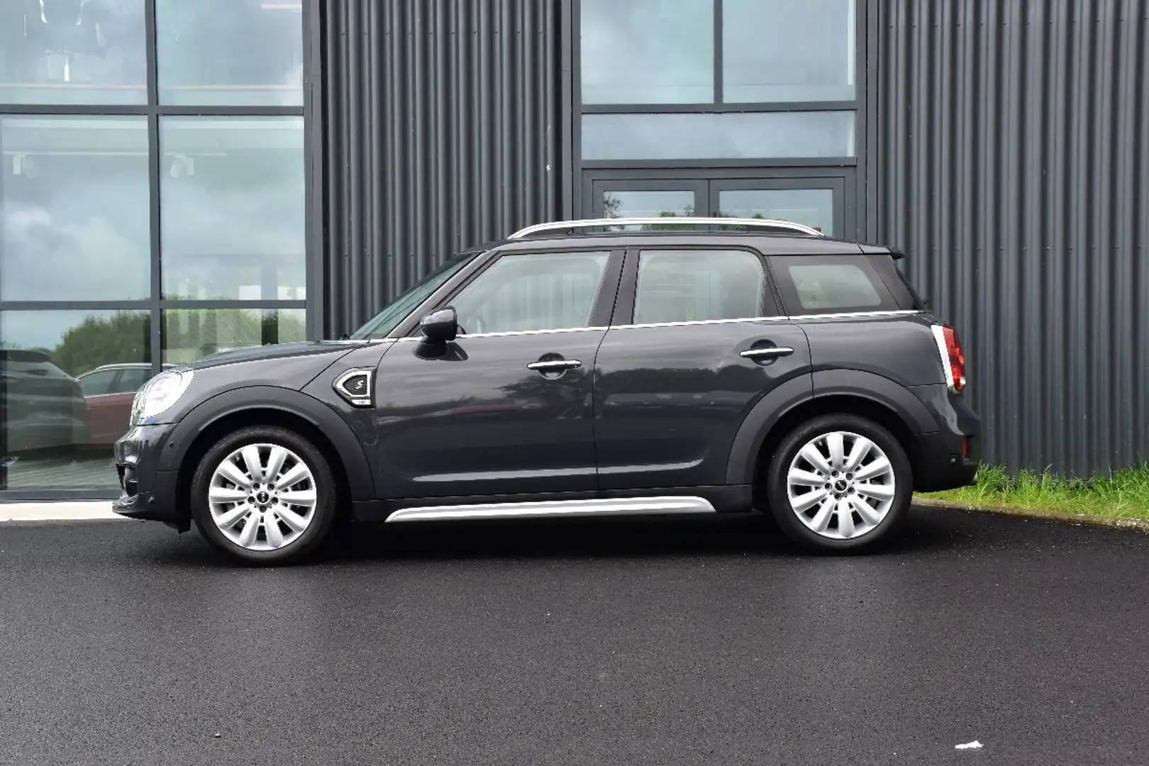 MINI Cooper Countryman F60 COOPER S 192 OAKWOOD BVA8 Šedá - 2