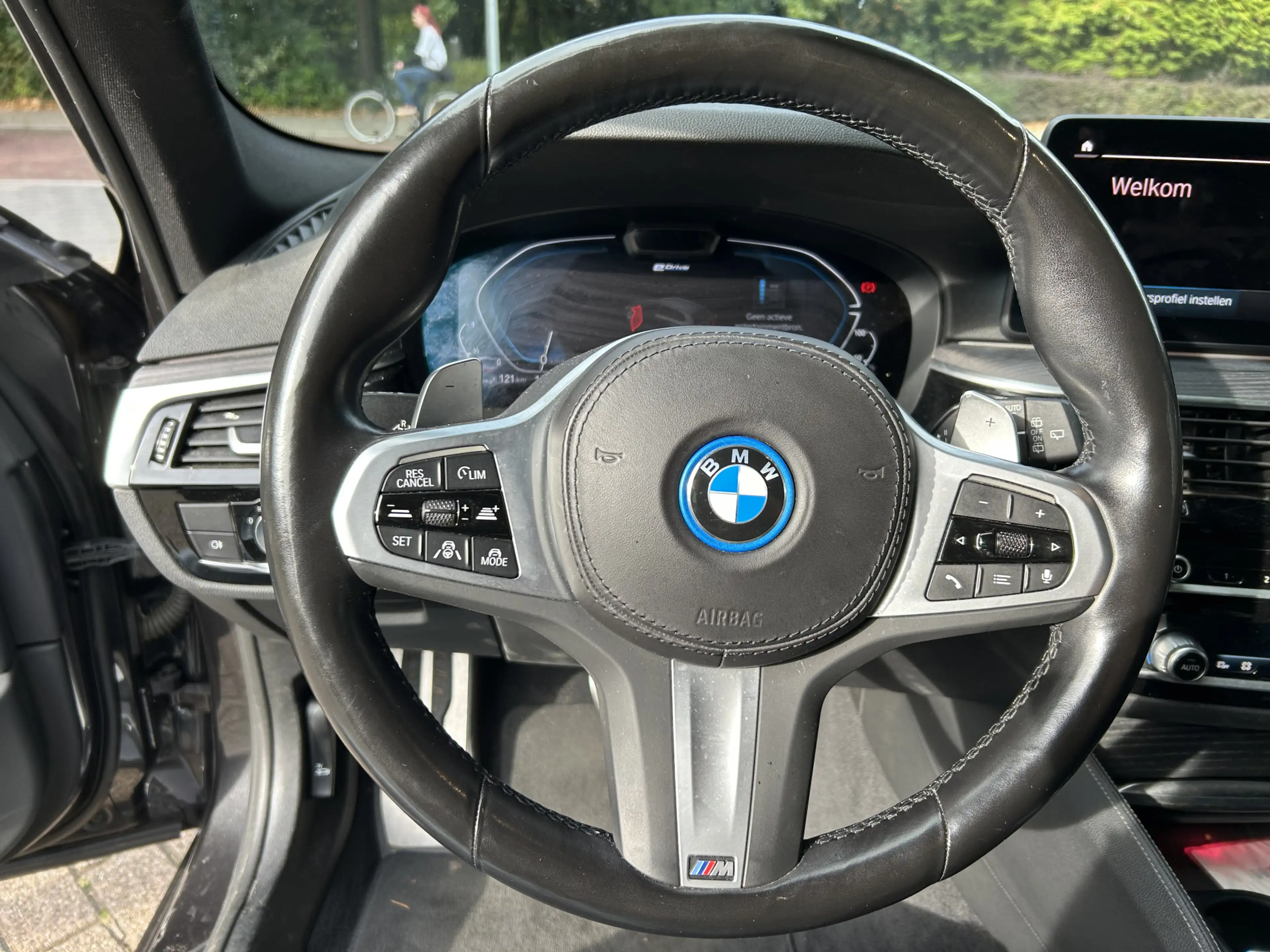 BMW 530 5-serie Touring 530e xDrive Business Edition Plus — photo 7