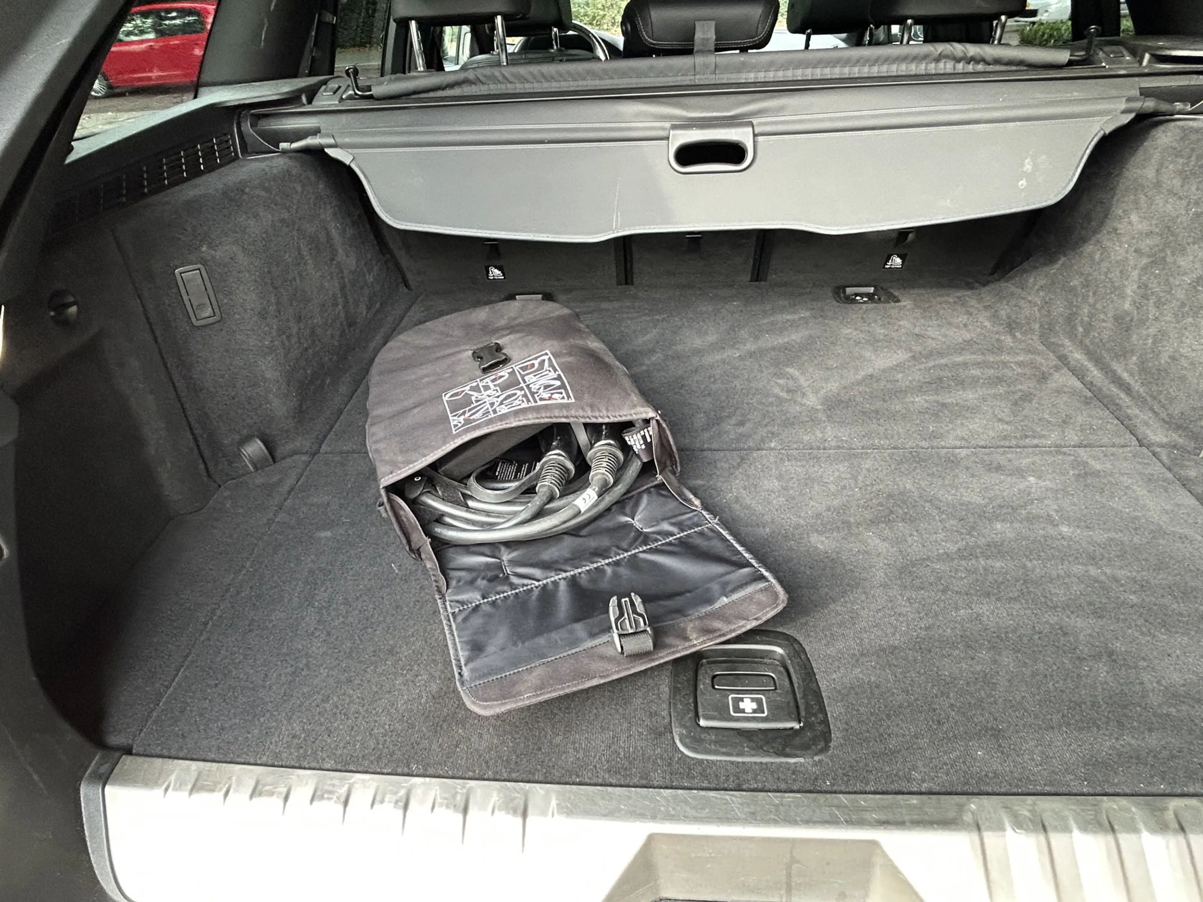 BMW 530 5-serie Touring 530e xDrive Business Edition Plus — photo 18