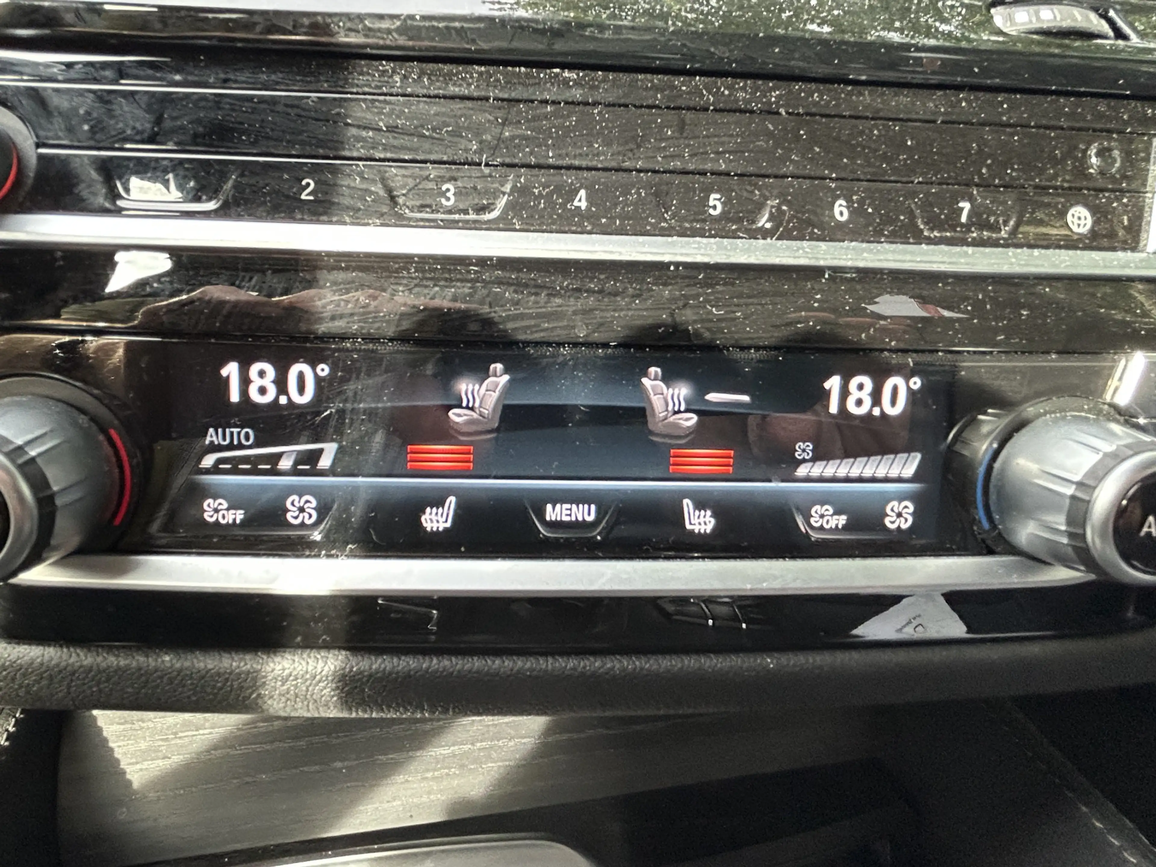 BMW 530 5-serie Touring 530e xDrive Business Edition Plus — photo 15