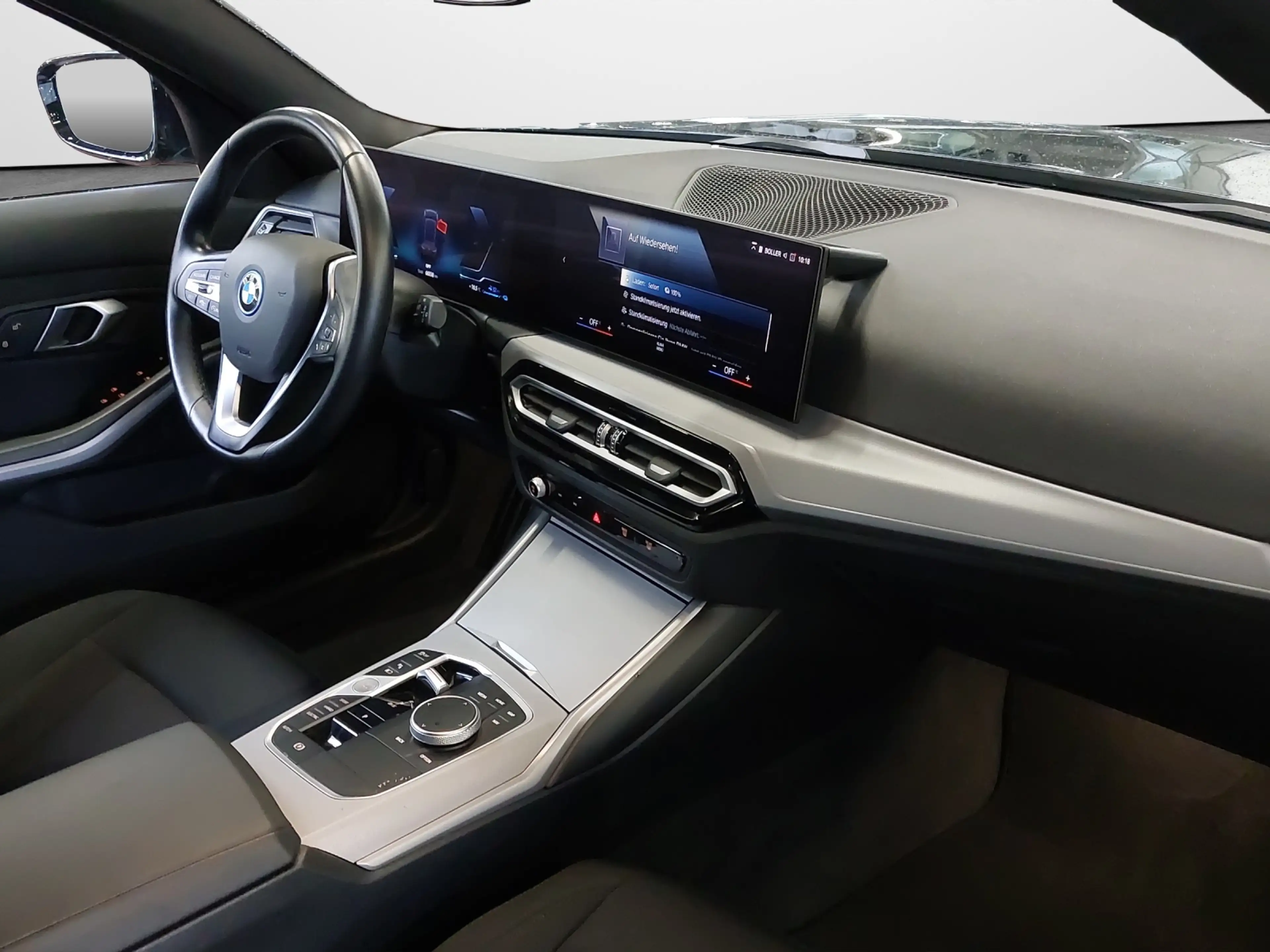 BMW 320 e Touring 320 e — photo 13