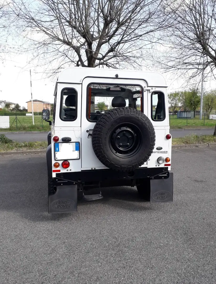 Land Rover Defender 90 2.4 td S SW - 2