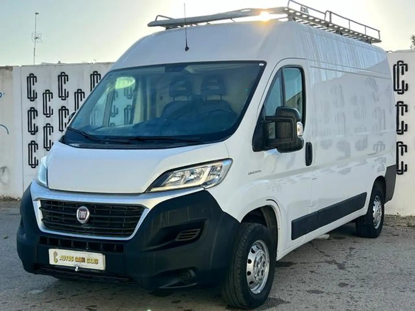 Fiat Ducato Fg. 30 2.3Mjt LPEGR Medio 95kW Blanco - 2