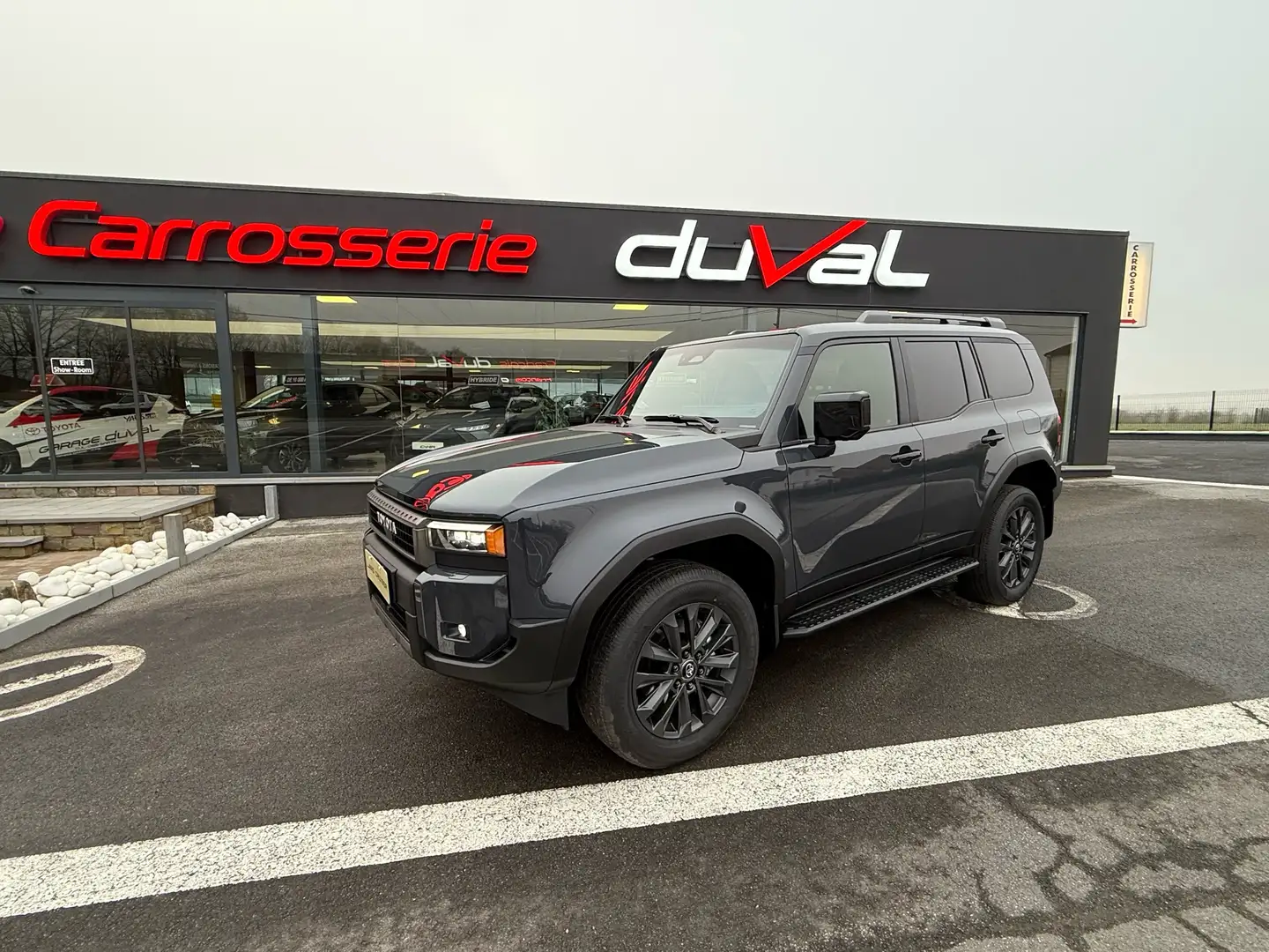 TOYOTA Land Cruiser