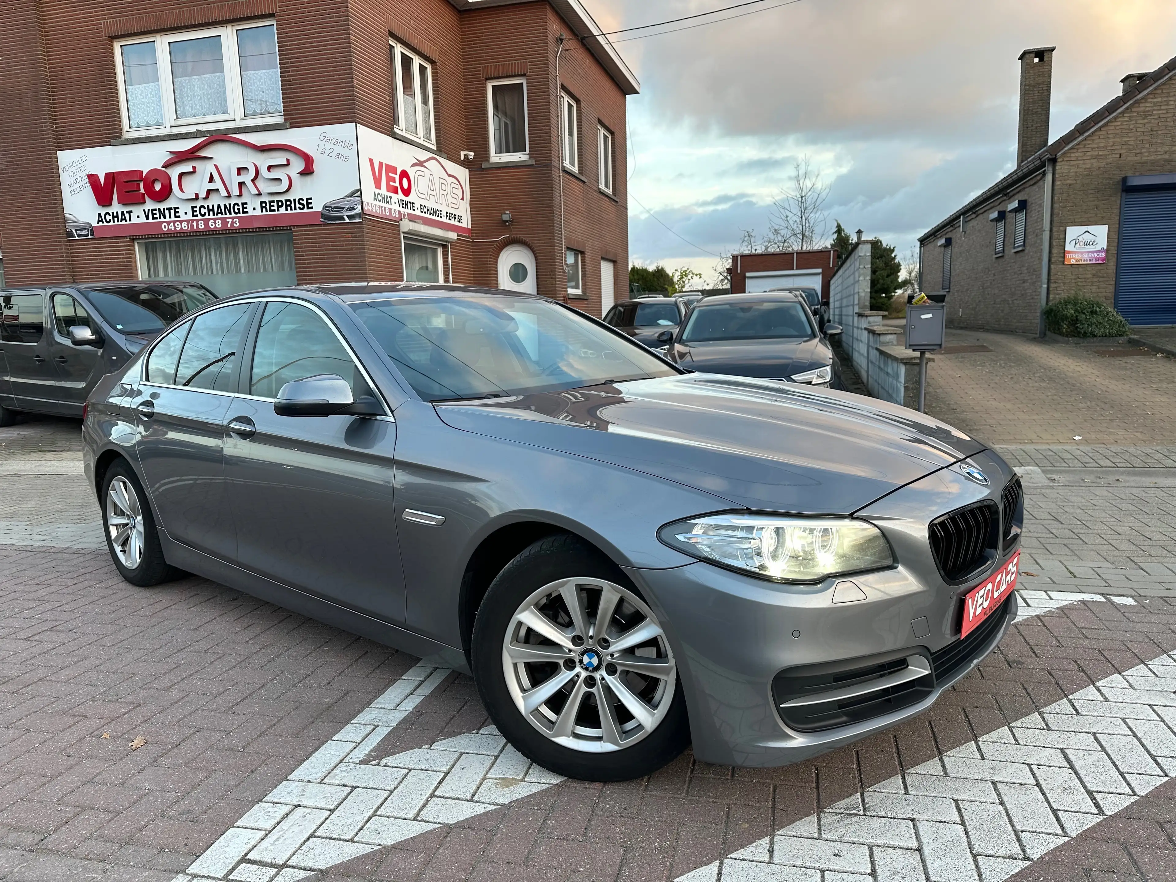 BMW 520 dA Auto. Euro 6B / GPS LED Cuir Capteurs Cruise