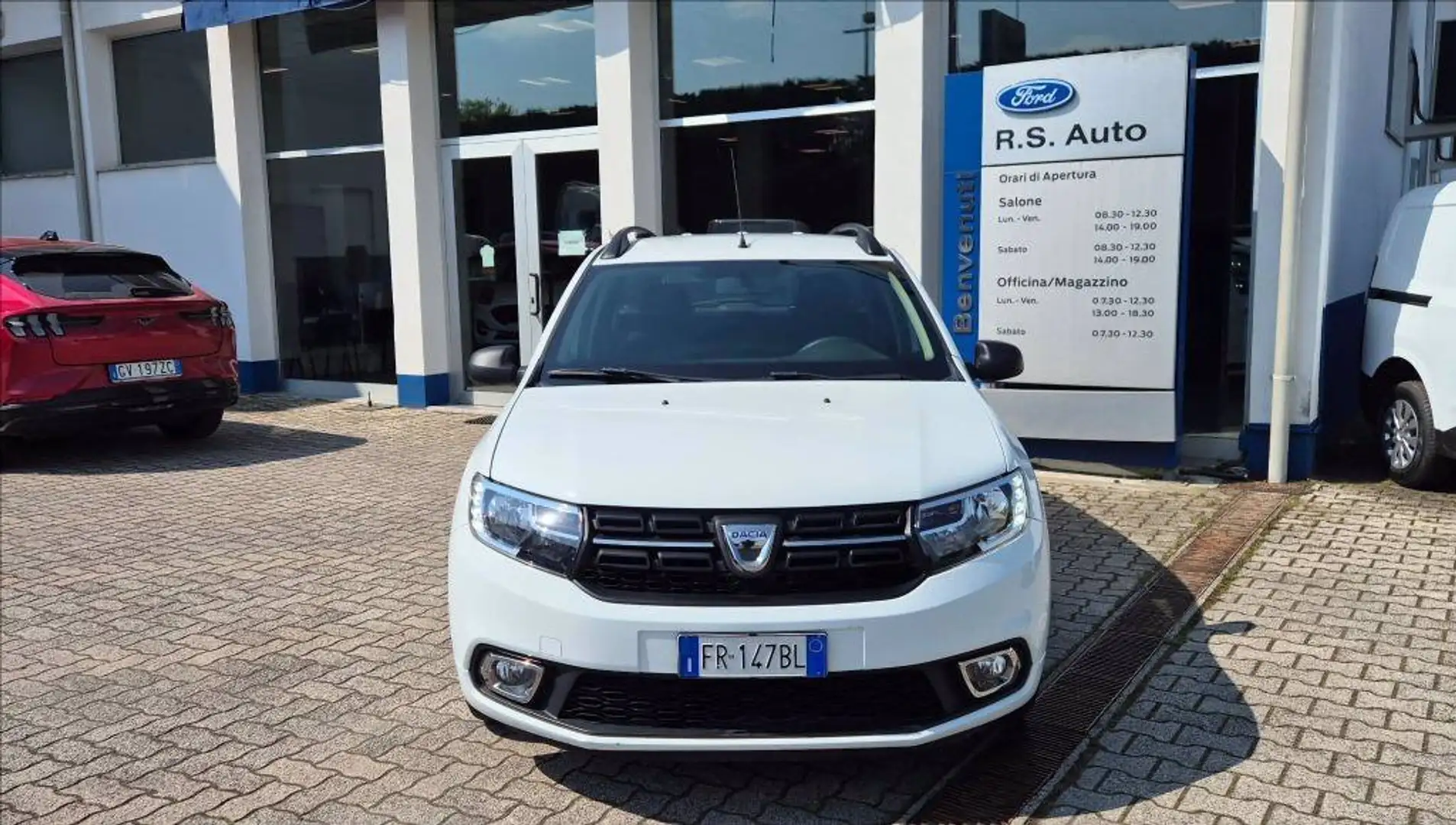 Dacia Logan MCV 1.5 dci Comfort s&s 90cv Bianco - 2